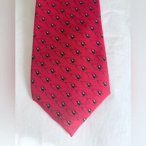 Vineyard Vines Wesleyan university men’s silk bird patterned silk tie